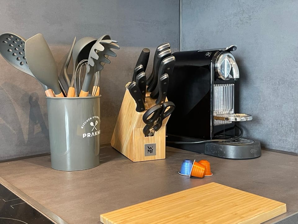 Coffee/tea facilities, Kitchen or kitchenette