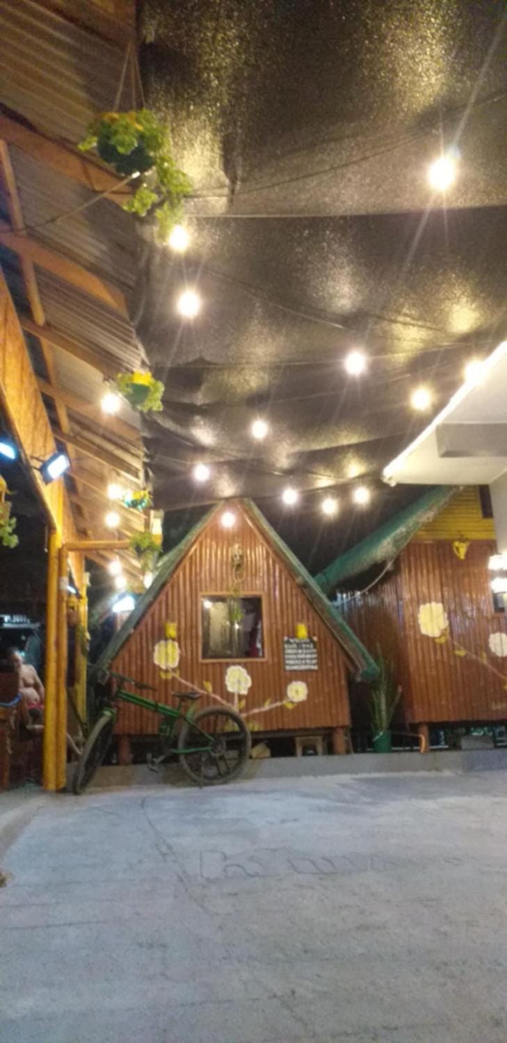 Kua's Pad Batangas Kubo Luxury tent in Calabarzon