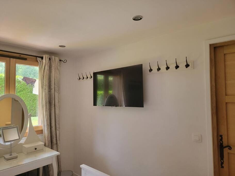 Chamonix Garden Flat with a View of Mont-Blanc - Référence XEPKMM Apartment in Chamonix