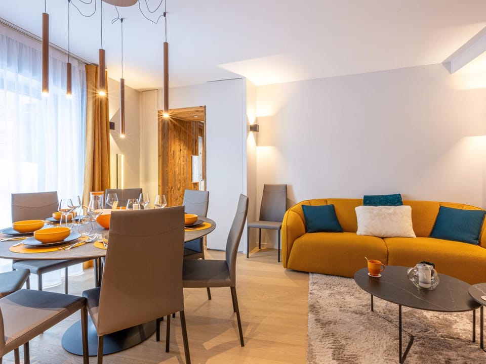 Appartement raffiné avec accès direct aux pistes, wifi et parking 2 places - FR-1-694-346 Apartment in Val dIsere