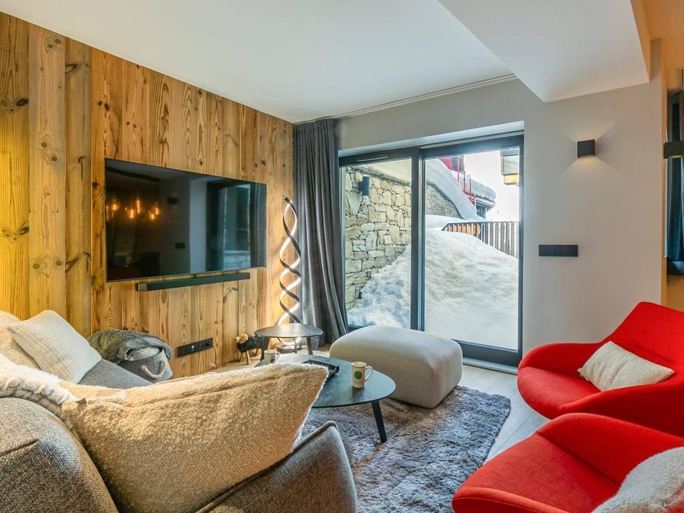 Appartement de standing avec Wi-Fi, garage, terrasse et accès direct aux pistes à Val-d'Isère - FR-1-694-348 Apartment in Val dIsere