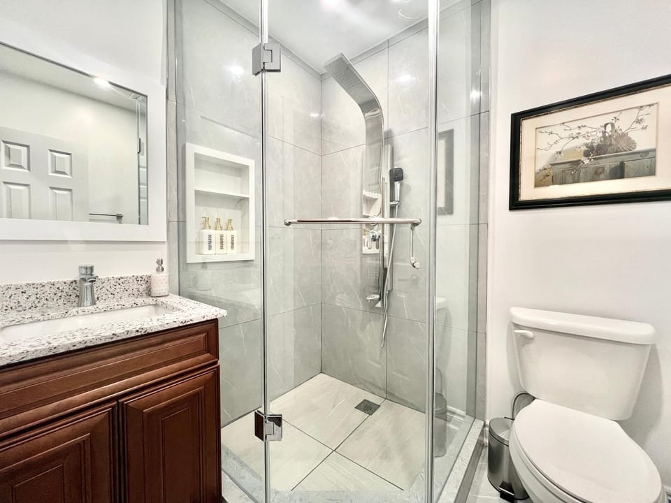 Shower, Toilet, Bathroom