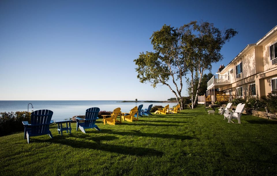 Balcony/Terrace, Beach, Lake view