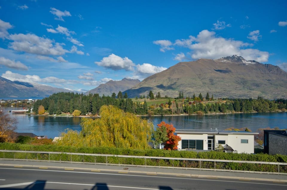 Nearby landmark, Natural landscape, Lake view
