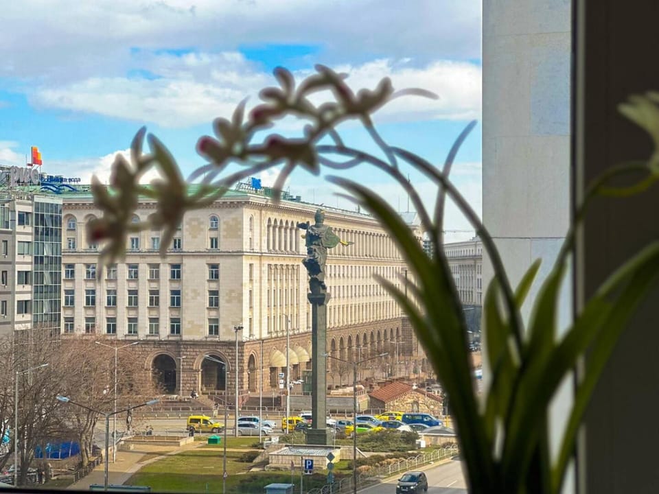 Living room, City view