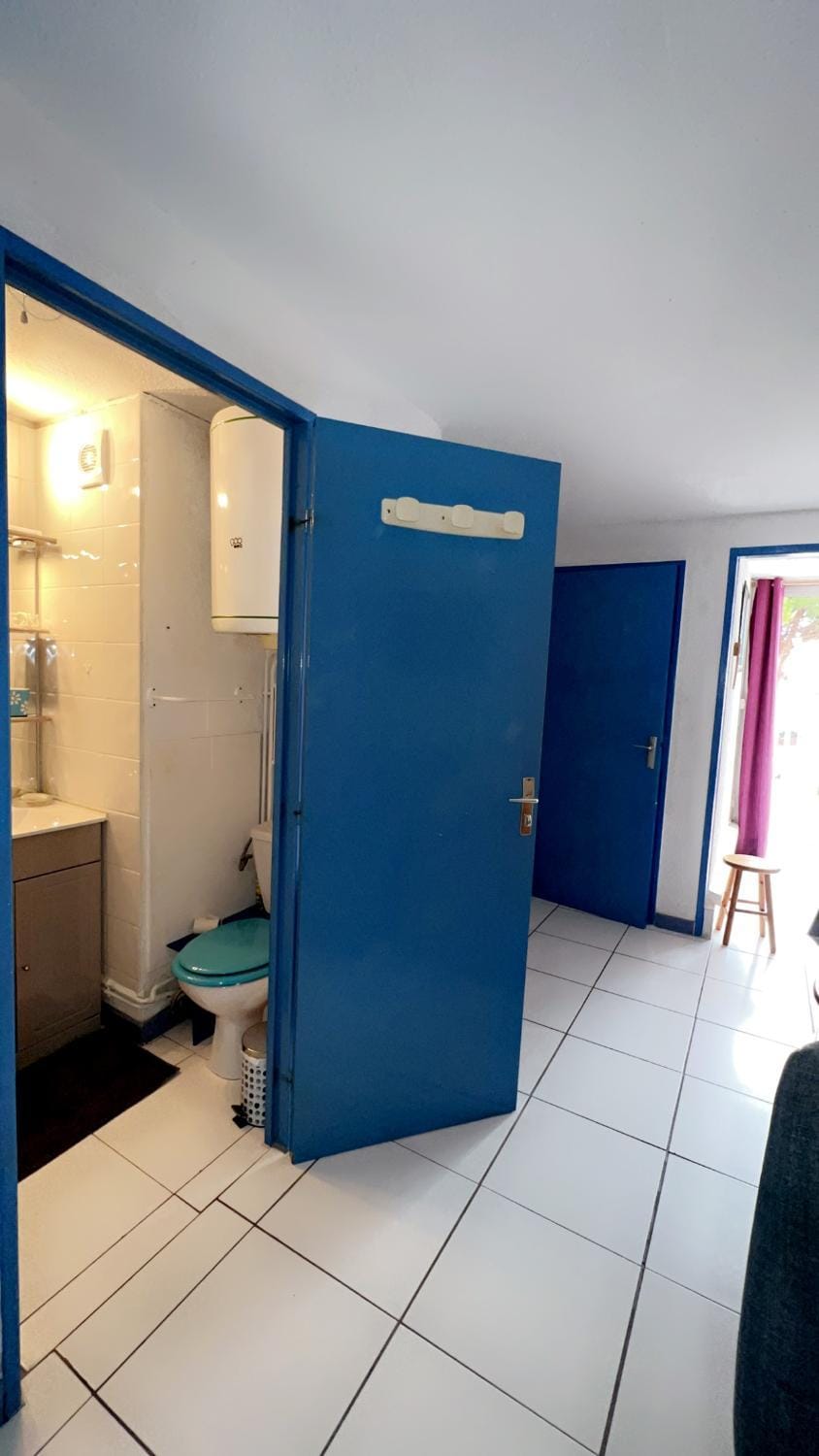 Toilet, Bathroom
