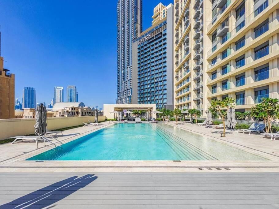 Property building, Pool view, Swimming pool