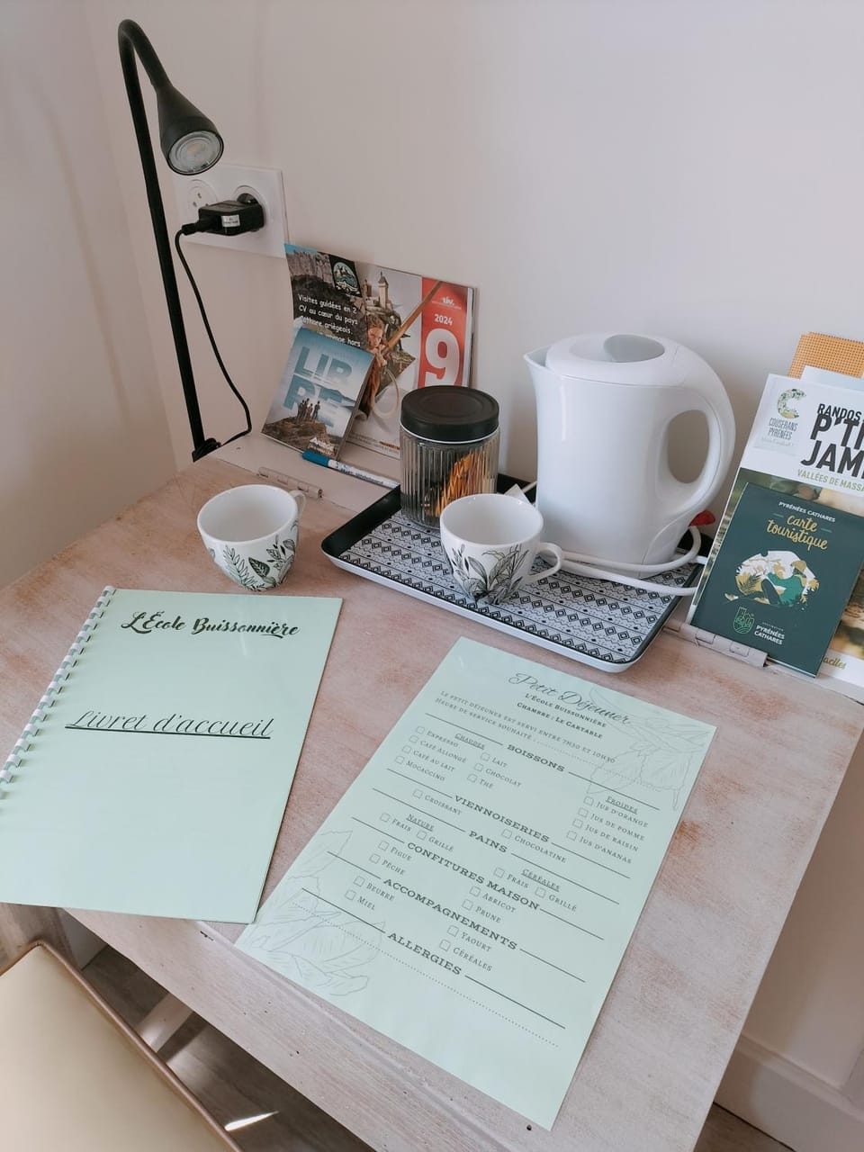 Coffee/tea facilities, Bedroom