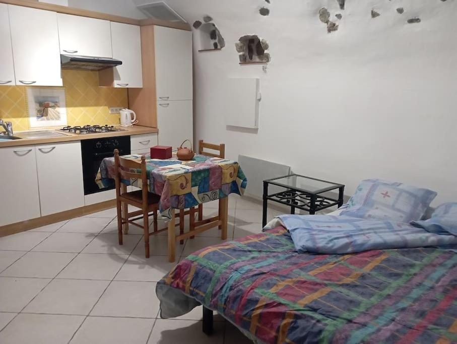 studio du jardin Apartment in Provence-Alpes-Côte d'Azur