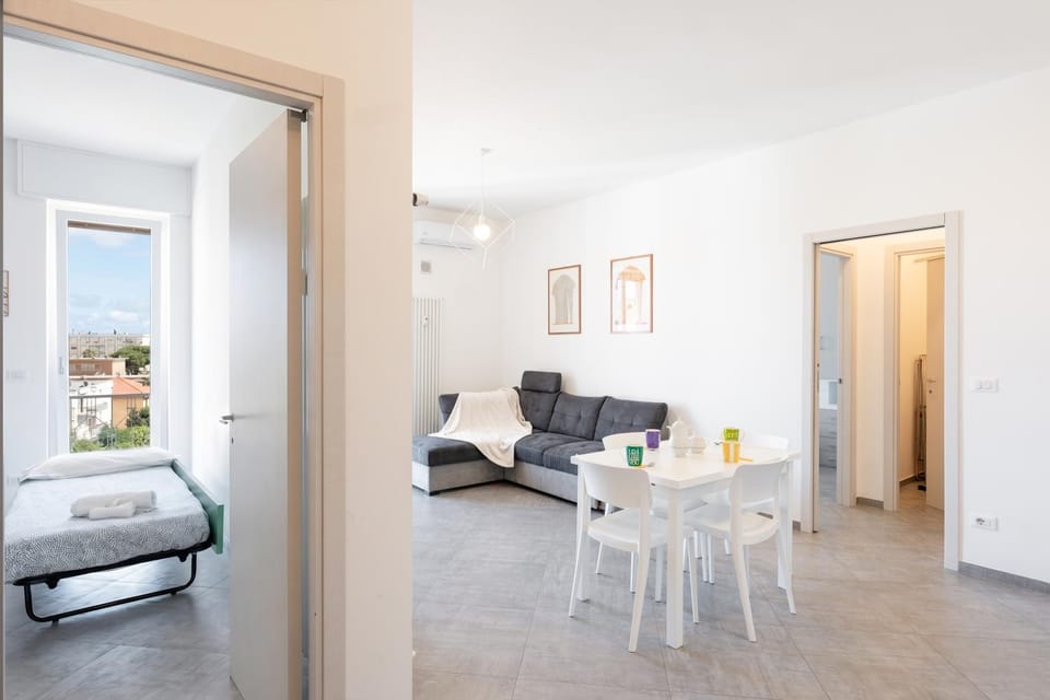 Casa Maestrale - Elegante con Balcone Vista Mare Apartment in Finale Ligure
