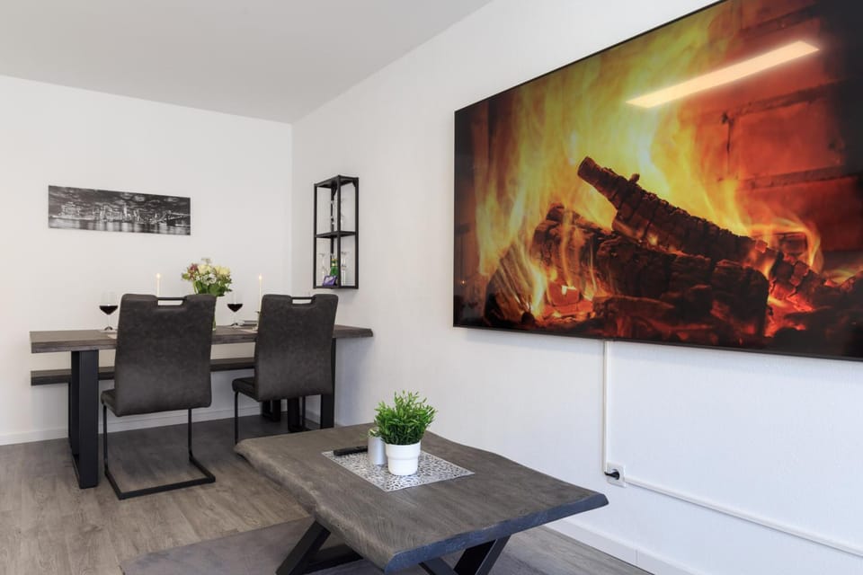 TV and multimedia, Living room, Dining area