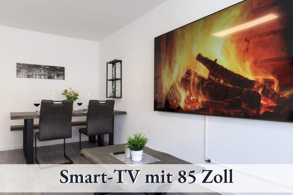 TV and multimedia, Living room, Dining area