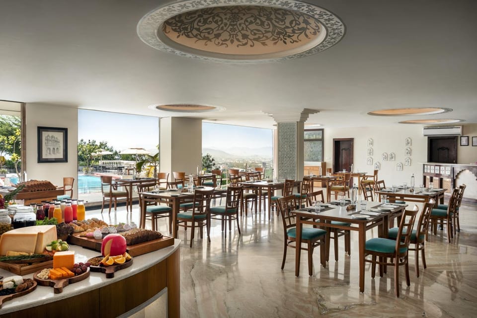 Restaurant/places to eat, Food and drinks, Food, Breakfast, Drinks