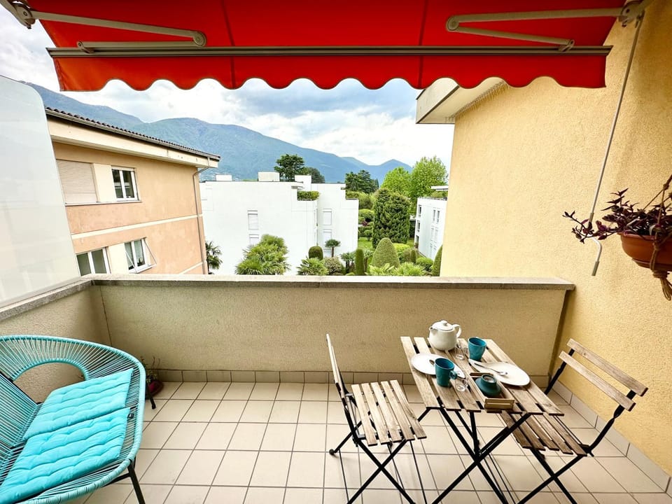 Spacious Apartment for Families and Small Groups! Apartment in Ascona