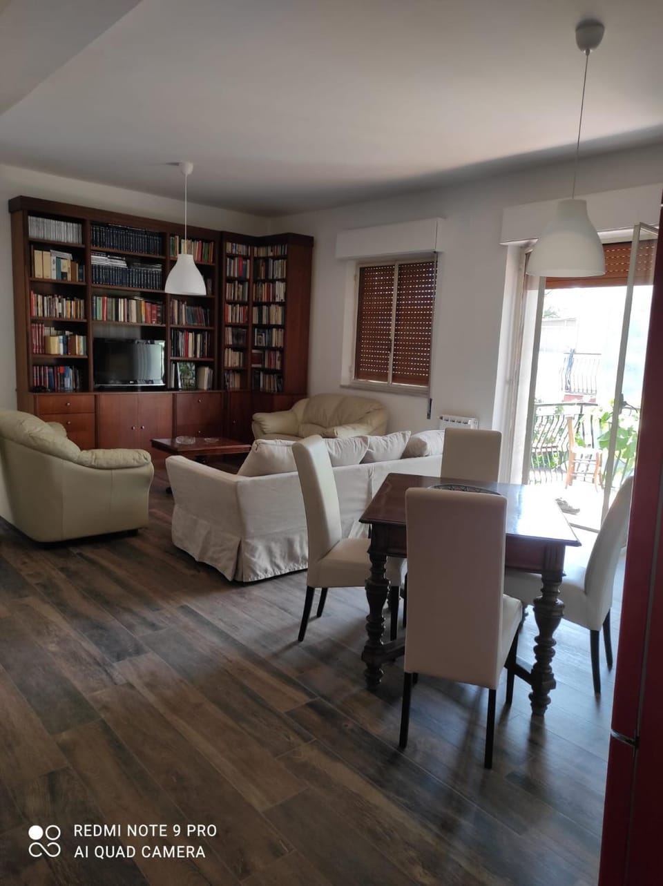 Library, Living room