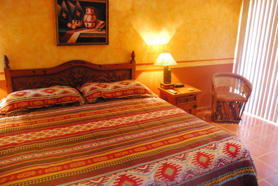 Shower, Bed, Bathroom, Photo of the whole room, Decorative detail, Bedroom, safe, wardrobe, air conditioner