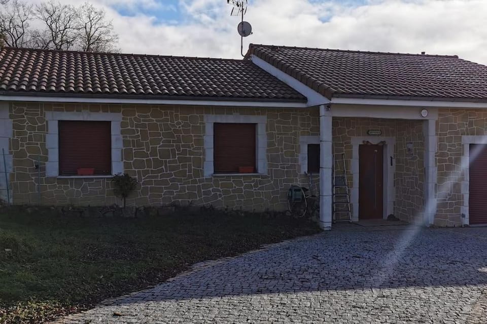 Villa avec tout le confort dans le livradois forez Villa in Auvergne-Rhône-Alpes
