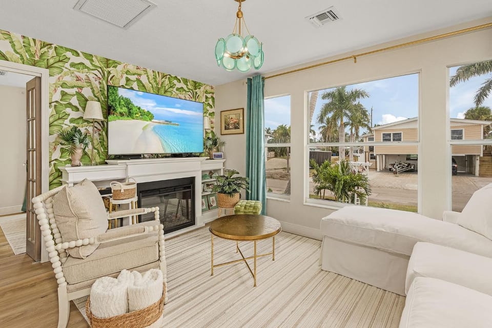 149 Pearl St, home House in Estero Island