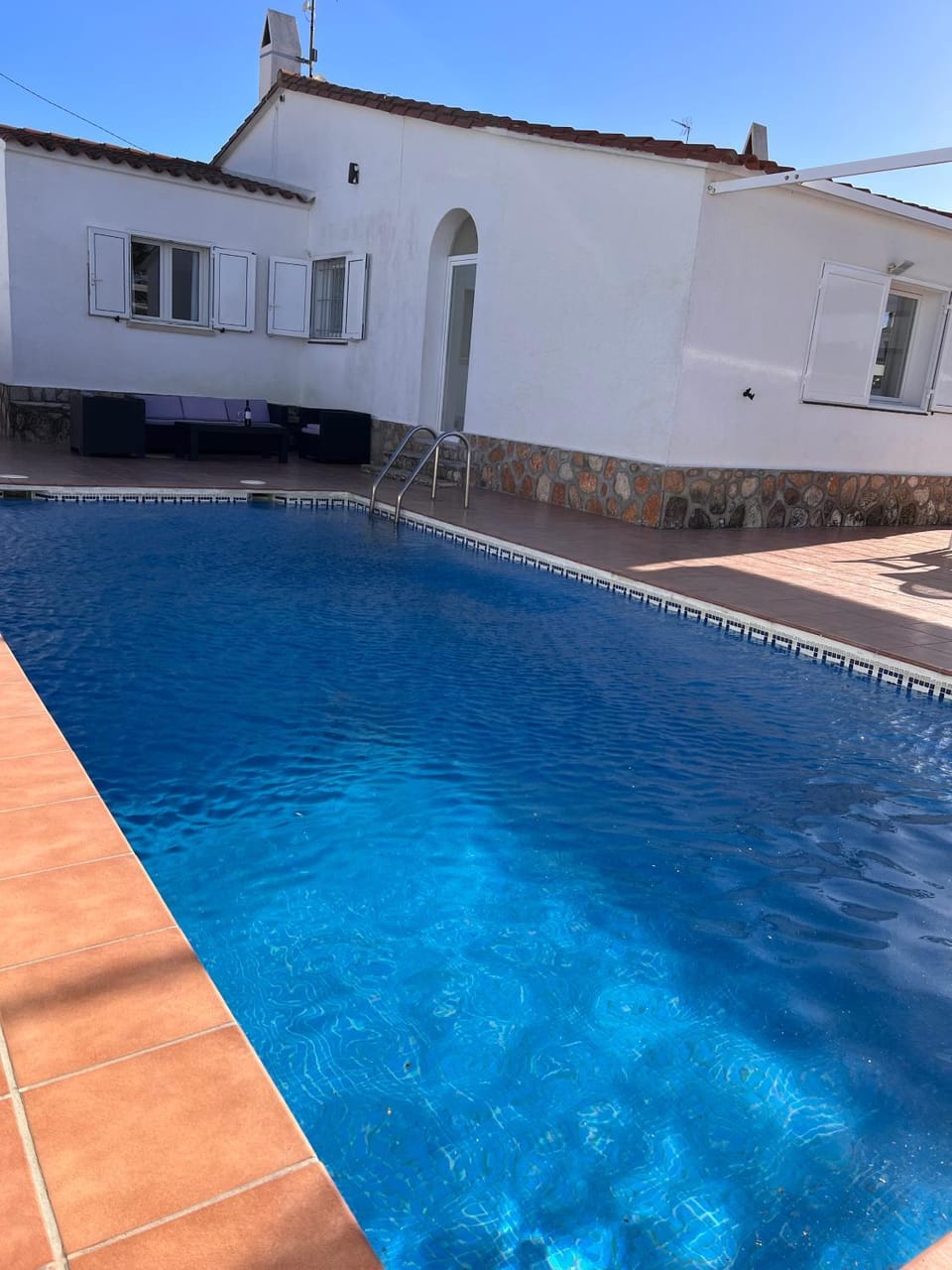 Property building, Pool view, Swimming pool, sunbed