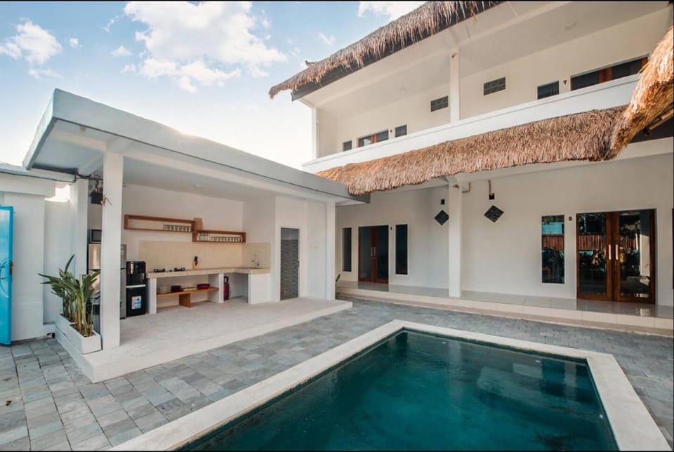 Property building, Patio, Day, View (from property/room), Balcony/Terrace, Balcony/Terrace, Pool view, Swimming pool, Swimming pool