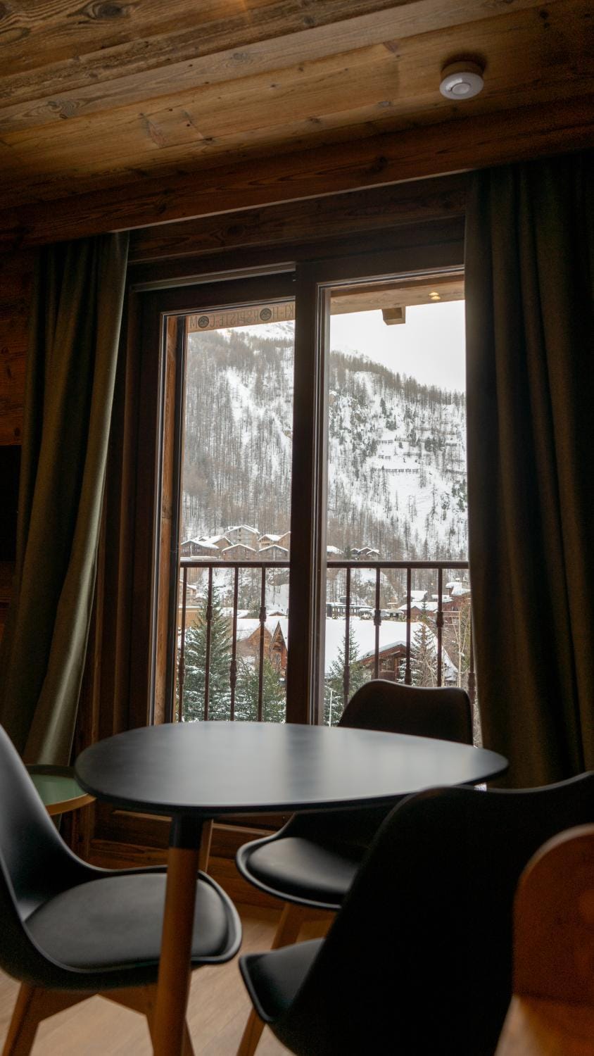 Résidence GRAND COCOR, Skis aux pieds -Studio 25 m2- by MONTBLANC LOGDE Apartment in Val dIsere