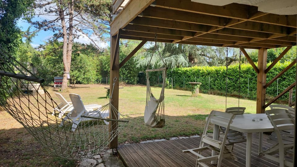 Studio avec terrasse privée et grand jardin Apartment in Villeneuve-sur-Lot