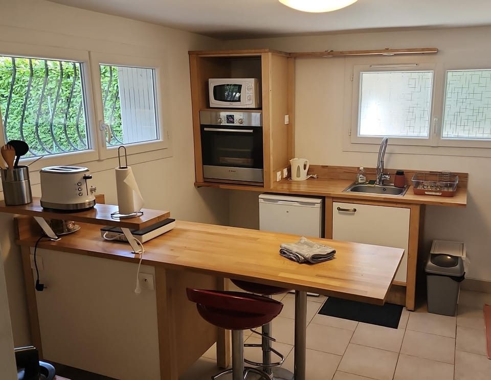 Studio avec terrasse privée et grand jardin Apartment in Villeneuve-sur-Lot