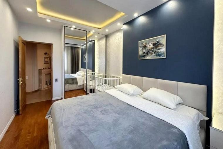 City Center Spacious 3 Bedroom and 2 Bathroom Apartment on Northern Avenue, Apartment in Yerevan