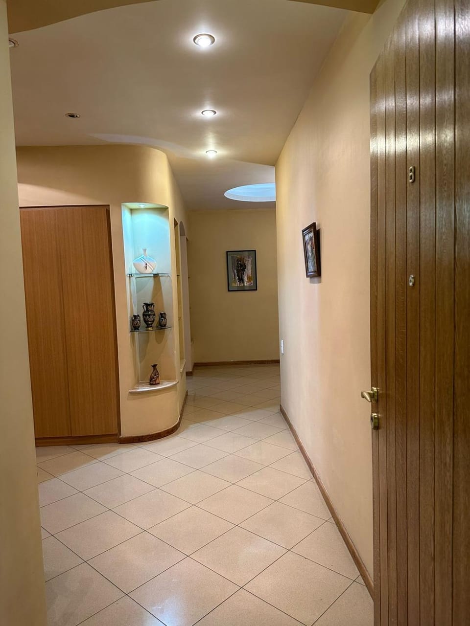 City Center Spacious 3 Bedroom and 2 Bathroom Apartment on Northern Avenue, Apartment in Yerevan