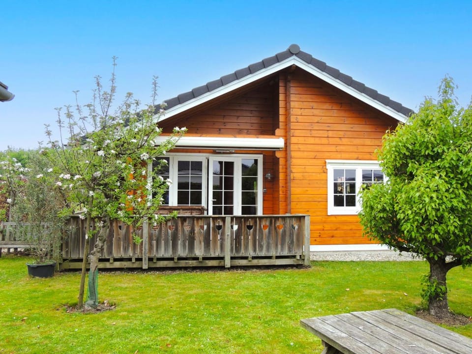 Property building, Summer