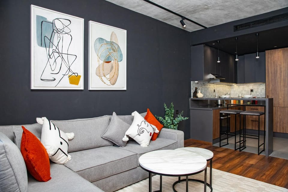 Kitchen or kitchenette, Living room, Seating area, Dining area