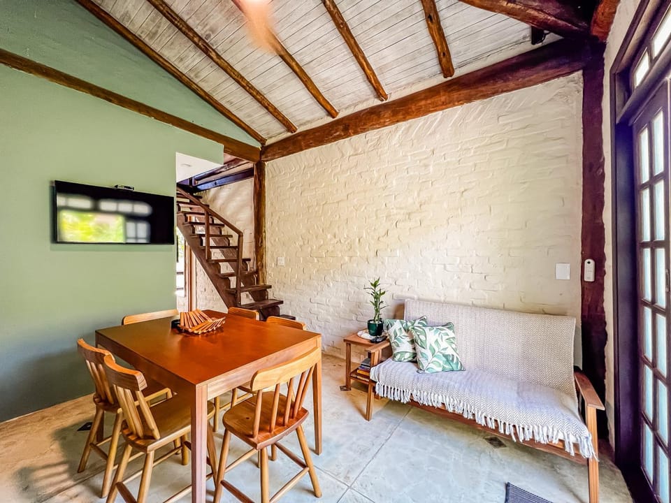 TV and multimedia, Living room, fireplace