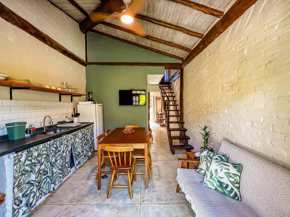 Kitchen or kitchenette, Living room, fireplace