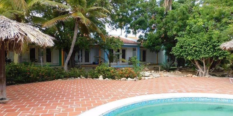 Caribbean Court E1 Apartment in Venezuela