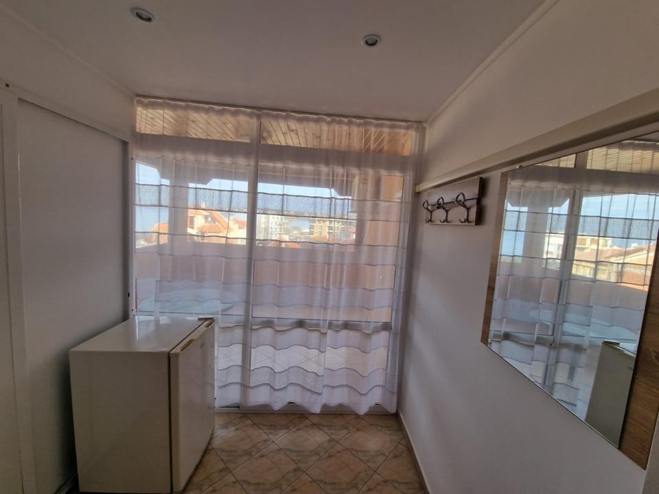 Bed, Balcony/Terrace, Photo of the whole room, Bedroom, towels, wardrobe