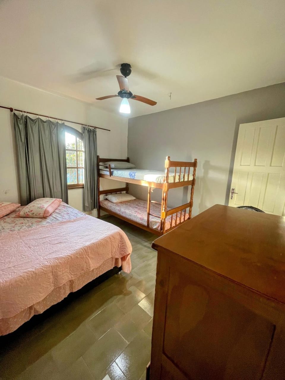 Bed, Photo of the whole room, Bedroom, bunk bed