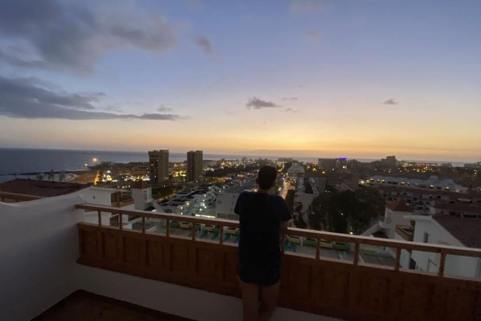 Rooftop Apt Los Cristianos Apartment in Playa de las Americas