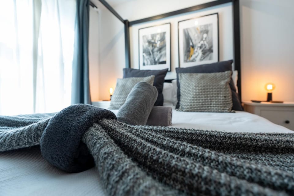 Ultra Modern Studio Apartment, in Central Exeter Apartment in Exeter