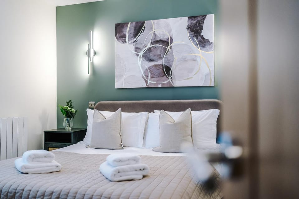 Harrogate House Apt 3 - 2 Bed Duplex Apartment in Harrogate