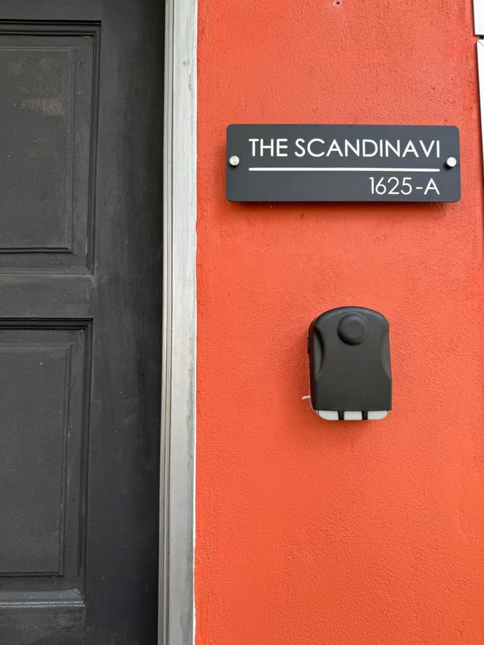 Cozy Scandinavi Guest room - Queen Bed, Free Netflix, Prime & Wi-Fi Near Bukit Mertajam Vacation rental in Penang