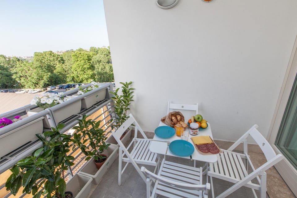 Balcony/Terrace, Balcony/Terrace