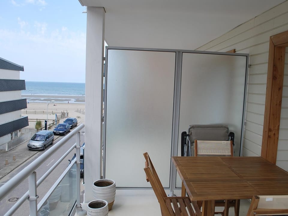 Fort-Mahon-Plage: À deux pas de la plage, appartement neuf avec balcon et garage - FR-1-482-134 Apartment in Fort-Mahon-Plage