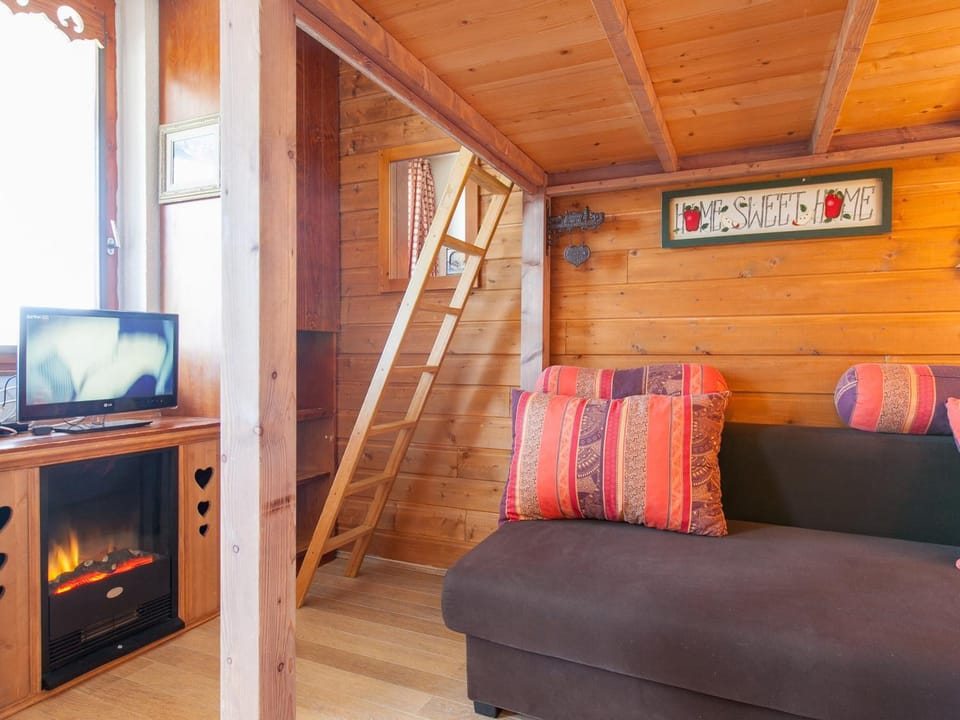 Chaleureux 2 pièces pour 5 au centre d'Avoriaz, skis aux pieds, TV et WIFI - FR-1-314-265 Apartment in Avoriaz