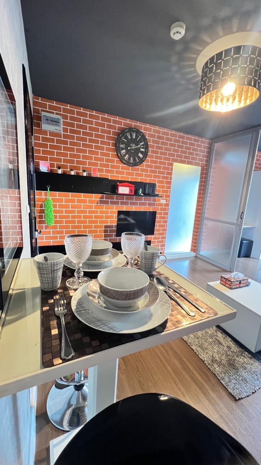 Phuket Kathu - Double Pool & Gym Apartment in Kathu