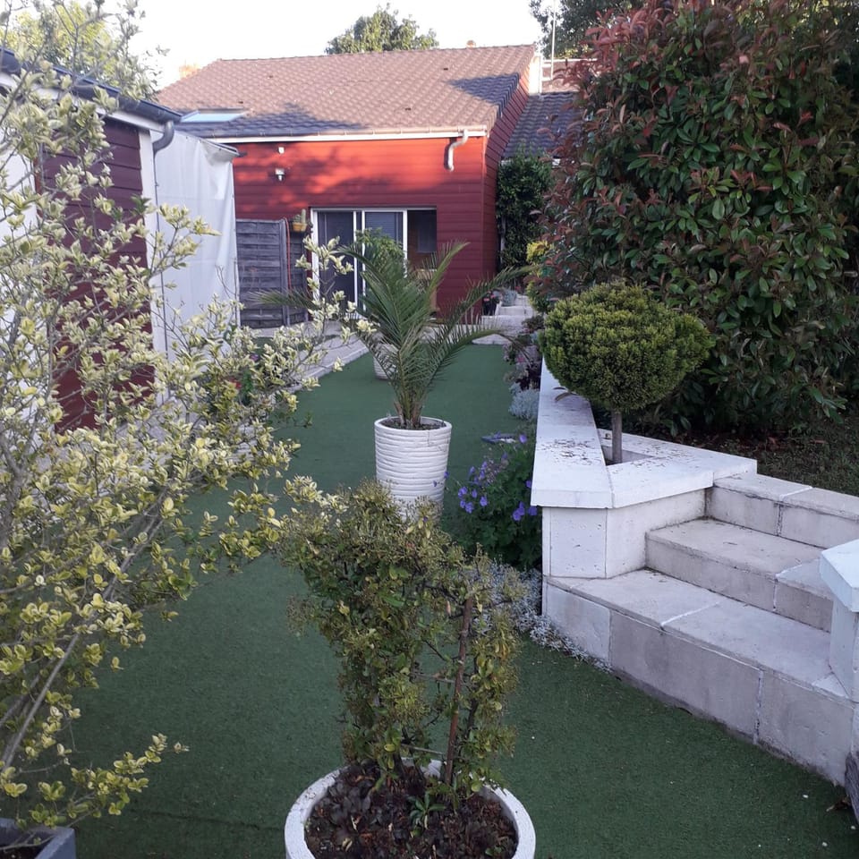 Garden, Garden view