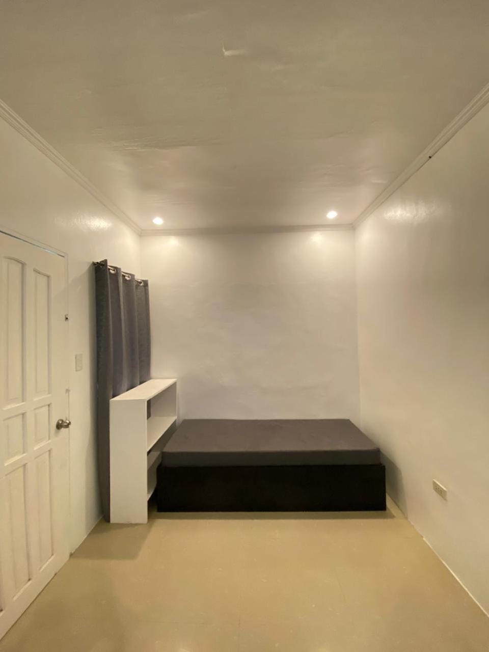 Casa Luna 4 by Angelito's Bed and Breakfast in General Luna