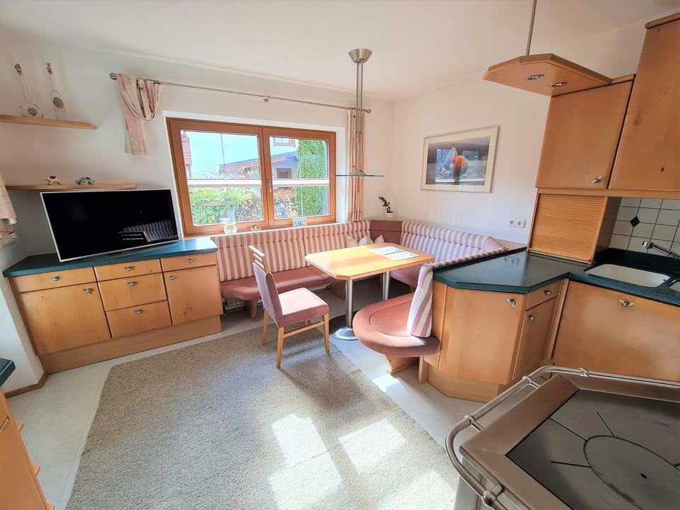TV and multimedia, stove