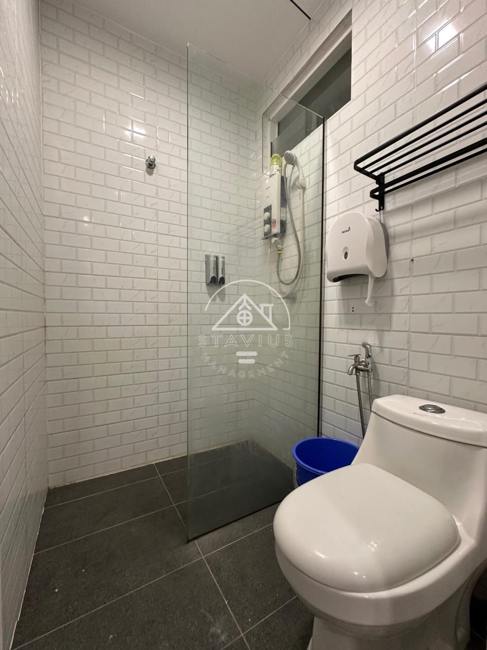 Shower, Toilet, Bathroom