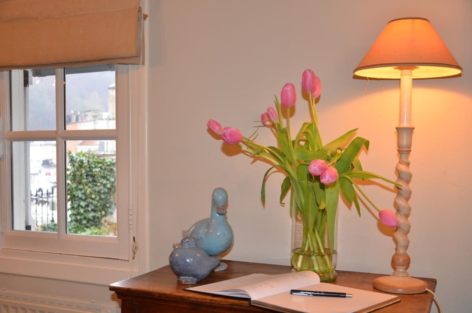 Living room, Decorative detail