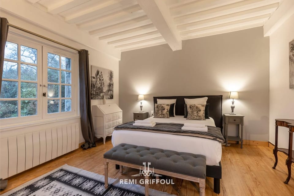 La Maison de la Corniche Enjoy an Authentic Stay in Normandy - 8 Pax Villa in Normandy